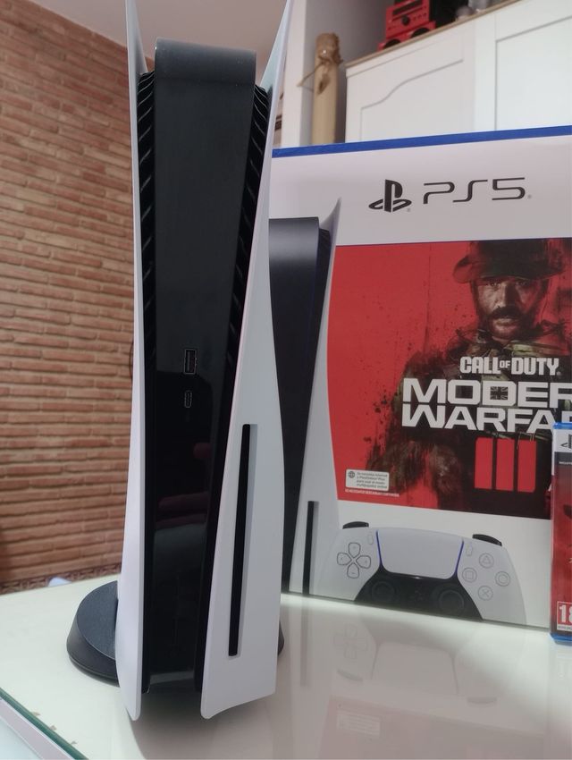 Playstation 5 + 2 Juegos