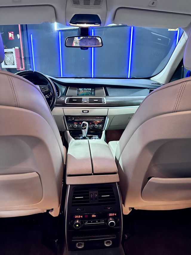 BMW 5 GRAN TURISMO 535 i xDrive