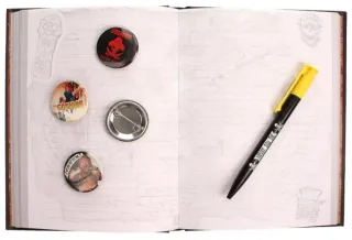 Set The Goonies: Cuaderno, Chapas y Boli