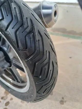 Aprilia Sportcity 250