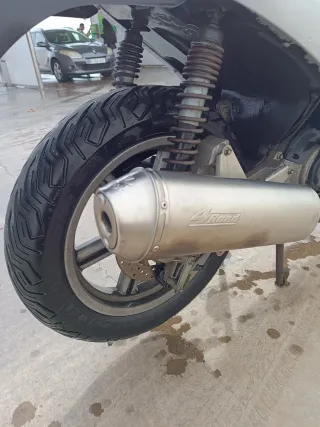 Aprilia Sportcity 250