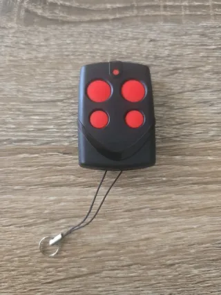 Mando Garaje 4 Botones Código Fijo/Evolutivo
