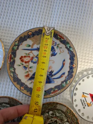 Set di 7 piatti decorativi antichi