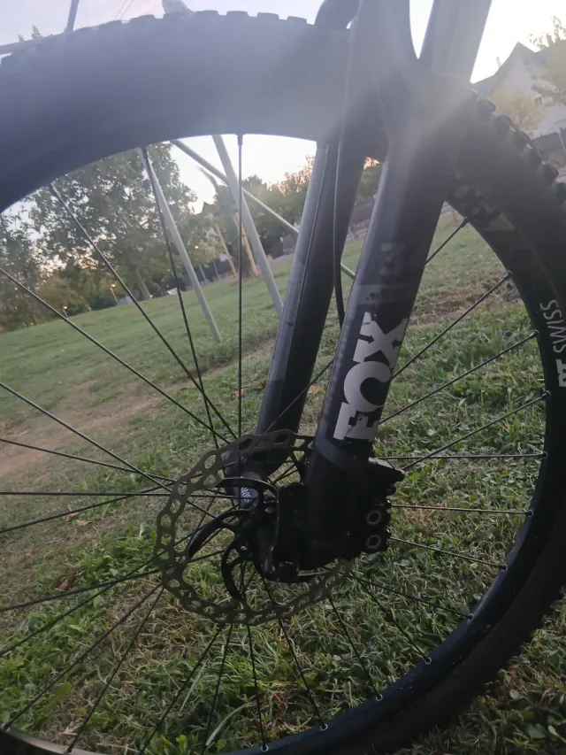 Radon Skeen Trail HD