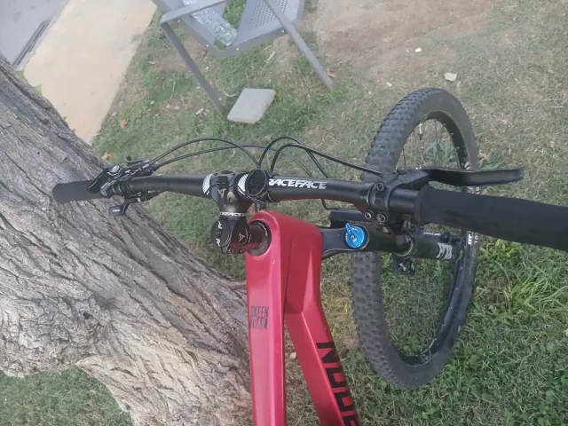 Radon Skeen Trail HD