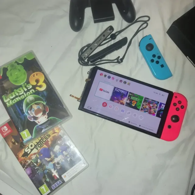 Nintendo Switch OLED Azul y Rosa