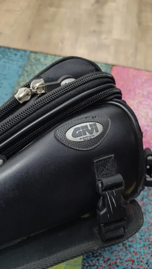 Bolso Givi Negro para Moto