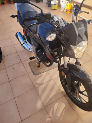 Honda CB125F 125cc Moto
