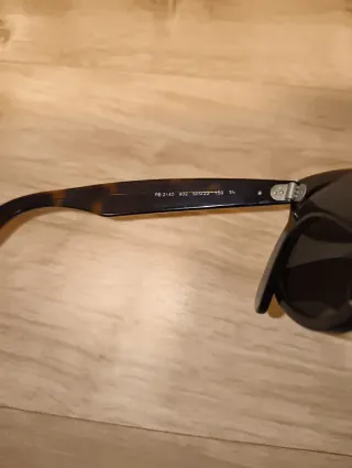 Gafas de sol Ray-Ban Wayfarer color carey.