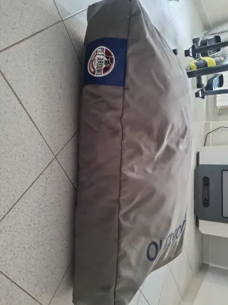 Cuscino impermeabile per cani grandi