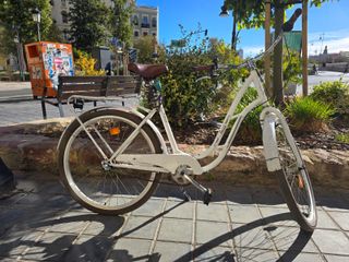 Bicicleta Urbana Blanca
