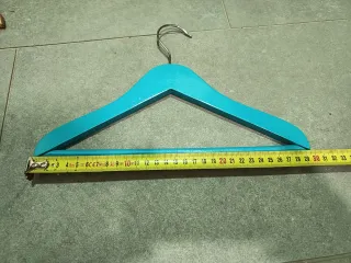 Lote 13 Perchas Madera Niñ@ Beige/Marrón 2 Azules