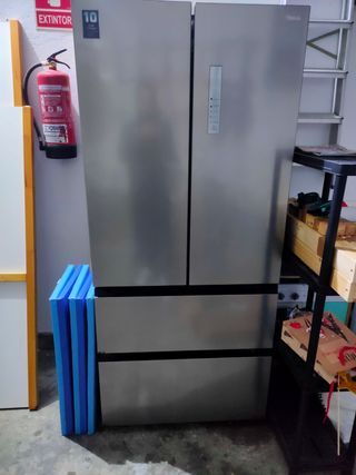 Nevera Teka para reparar.