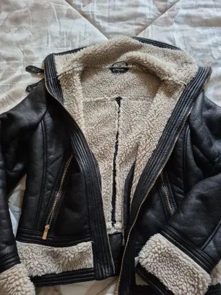 Montone Primadonna nero e beige taglia italiana 44