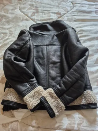 Montone Primadonna nero e beige taglia italiana 44