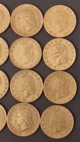 12 Monete Rare da 20 Lire , coniate nel 1957