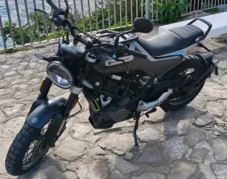 Husqvarna Svartpilen 125 Moto