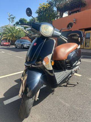 Kymco Like 125 Negra