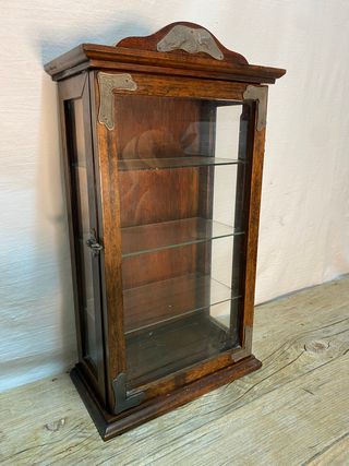 Vitrina antigua Art Nouveau