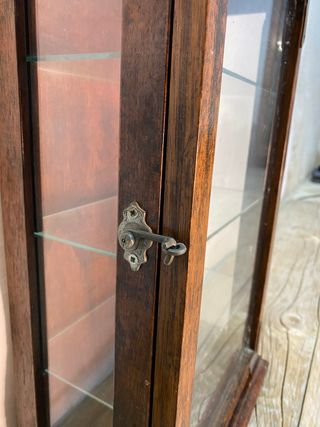 Vitrina antigua Art Nouveau