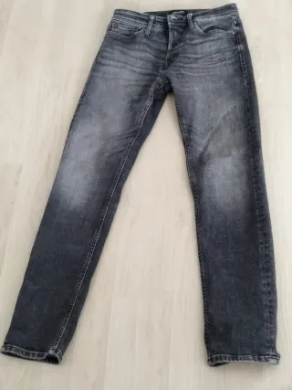 Pantalón vaquero gris talla 28 32 Jack&Jones