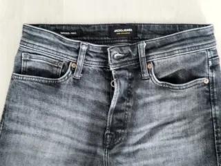 Pantalón vaquero gris talla 28 32 Jack&Jones
