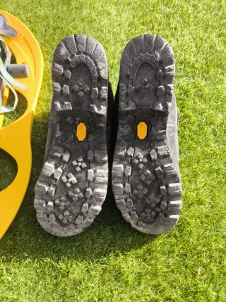 Raquetas de nieve y botas