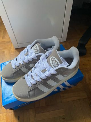 Zapatillas Adidas Campus Grises y Blancas