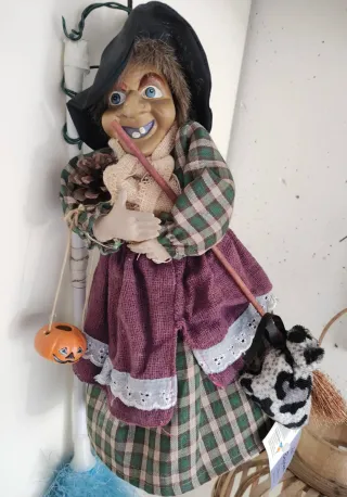 Strega di stoffa portafortuna Halloween