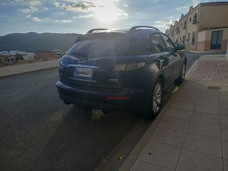INFINITI FX 35 AWD 2005 (COCHE AMERICANO)