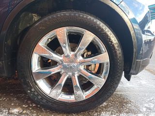 INFINITI FX 35 AWD 2005 (COCHE AMERICANO)