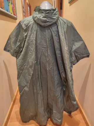 Poncho Quechua Forclaz 300 Light