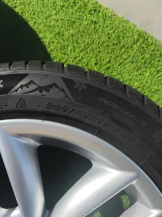 Llantas Mini 17 con neumáticos nuevos