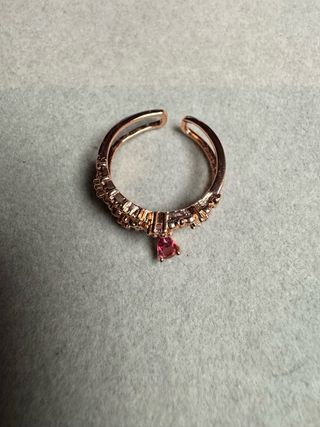 Anel Dourado Ajustável com Pedra Rosa