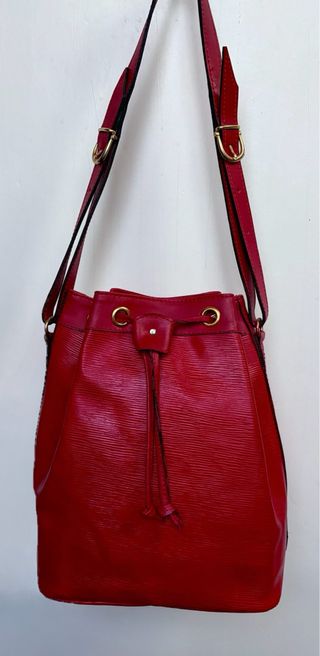 Bolsos saco de piel tipo bucket marrón - rojo