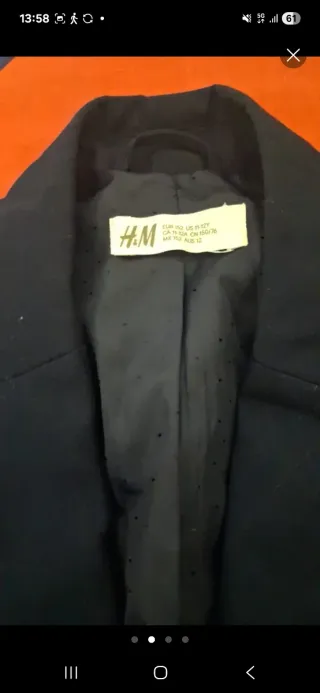 Americana H&M niño negra T.152