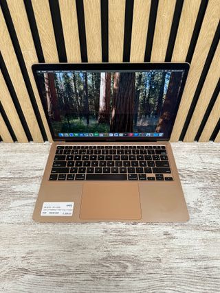 MacBook Air 13" 2020 i3 8gb 256gb SSD