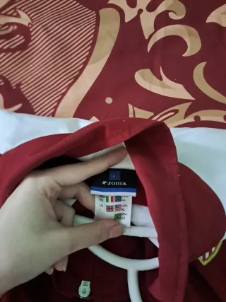 Chaqueta y pantalón Oficial Sevilla Joma Roja y Bl