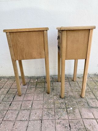 Comodini in legno di rovere antichi