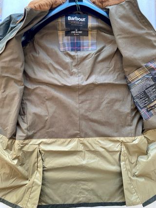 Chaqueta Barbour Waxed Ligera Verde