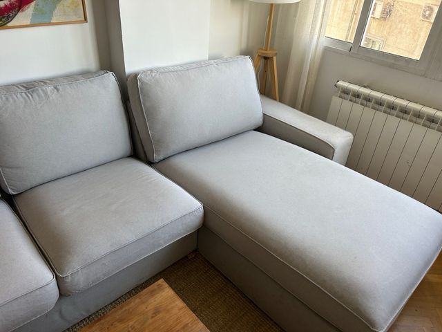 Sofá KIVIK Ikea gris 3 plazas + Chaise longue
