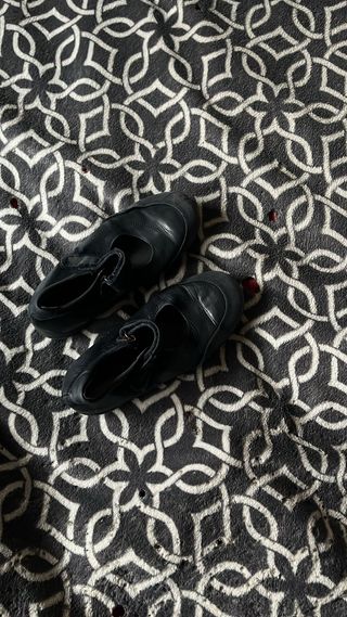 Zapatos negros de mujer