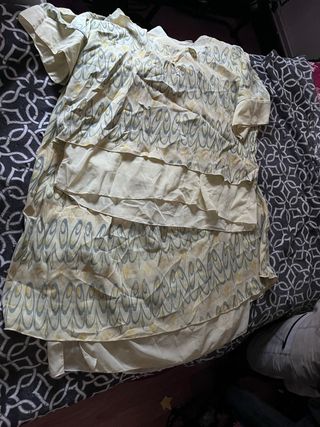 Conjunto entero beige y multicolor