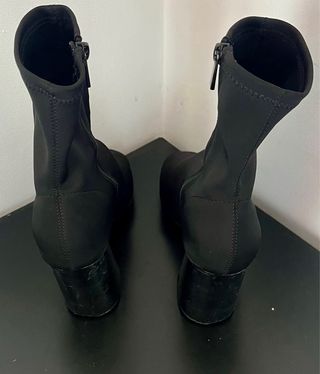 Botines Stradivarius Negros Tacon