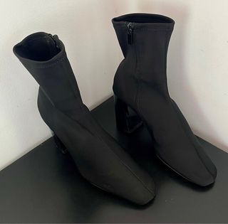 Botines Stradivarius Negros Tacon