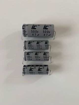 Set 4 Condensatori Elettrolitici Assiali 500V