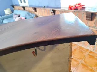 Barra de madera y 3 taburetes de madera madera