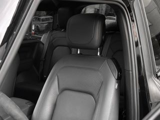 Land Rover Defender 90 5.0 V8 2024