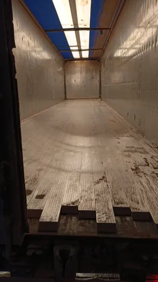 Semirremolque piso móvil