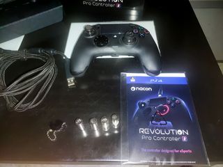 Nacon Revolution Pro Controller 2 PS4